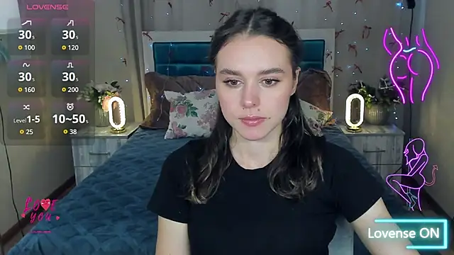 EmelyMason online show from May 16, 2026, 5:04 am