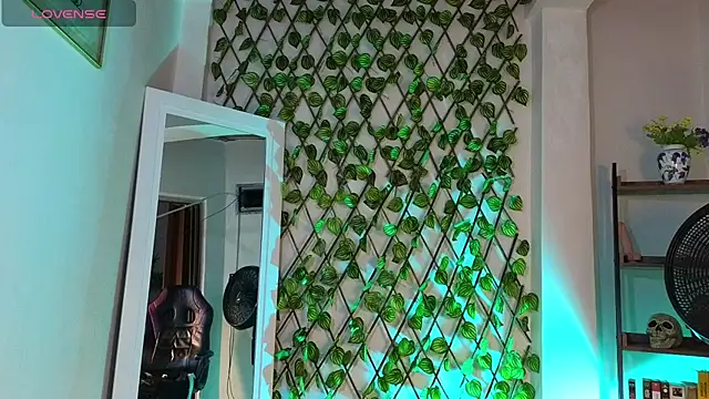 demimoore222 online show from March 18, 2025, 12:05 am