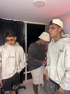 Miguel bigcock online show from February 3, 2026, 6:22 am