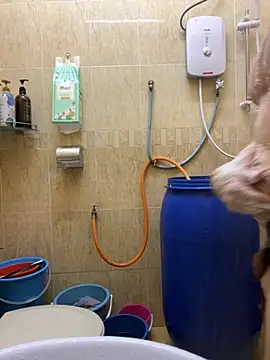 Snapshot of Lam_090123 chatting on February 26, 2026, 5:45 pm Lam 090123 online show from February 26, 2026, 5:45 pm