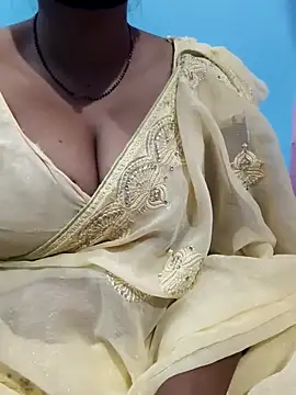 Snapshot of Sexyradha_ chatting on February 23, 2026, 4:04 pm Sexyradha online show from February 23, 2026, 4:04 pm