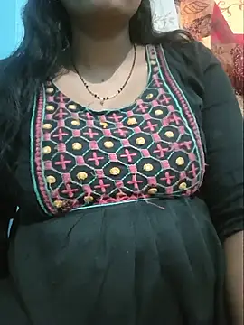 Snapshot of Sexyradha_ chatting on July 10, 2026, 6:28 am Sexyradha online show from July 10, 2026, 6:28 am