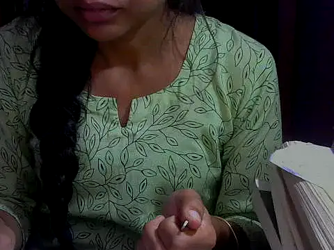 Snapshot of mayra89 chatting on November 12, 2025, 1:50 am mayra89 online show from November 12, 2025, 1:50 am