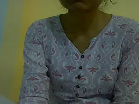 Snapshot of mayra89 chatting on February 24, 2026, 3:10 pm mayra89 online show from February 24, 2026, 3:10 pm