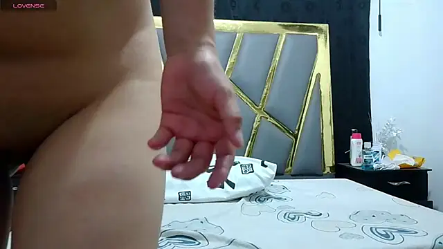 kangomez online show from March 21, 2025, 3:22 am