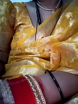 Snapshot of Neha-Bhabhi-Rasily chatting on September 18, 2025, 4:58 am Neha-Bhabhi-Rasily online show from September 18, 2025, 4:58 am