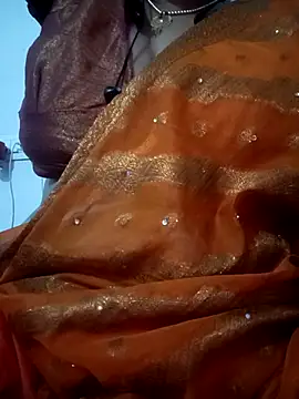 Snapshot of Neha-Bhabhi-Rasily chatting on September 28, 2025, 11:37 am Neha-Bhabhi-Rasily online show from September 28, 2025, 11:37 am