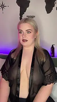 April Vancee online show from October 18, 2025, 1:12 pm