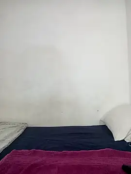 Missvixen81 online show from December 15, 2025, 4:50 am