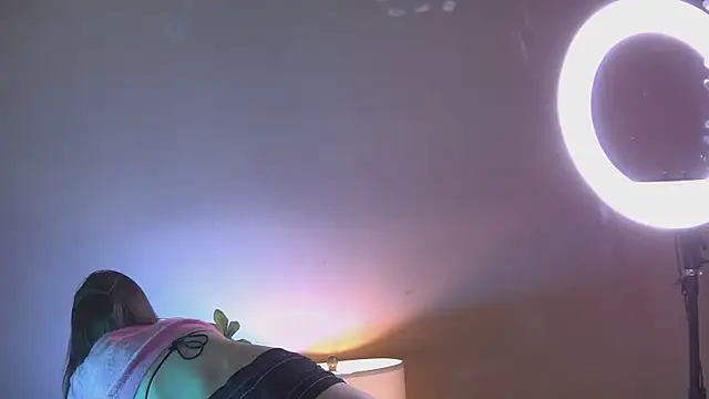 Snapshot of Amanda_River chatting on November 30, 2025, 9:52 pm Amanda River online show from November 30, 2025, 9:52 pm