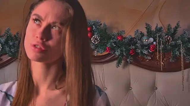 Snapshot of Amanda_River chatting on December 19, 2025, 8:05 pm Amanda River online show from December 19, 2025, 8:05 pm