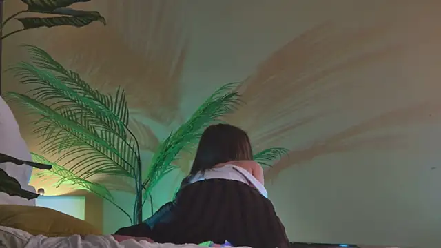 Snapshot of Amanda_River chatting on March 2, 2026, 9:10 pm Amanda River online show from March 2, 2026, 9:10 pm