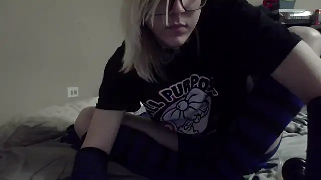 amethystbunnyboy online show from March 4, 2025, 10:49 pm
