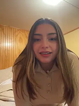 floooohv online show from April 21, 2026, 4:52 am