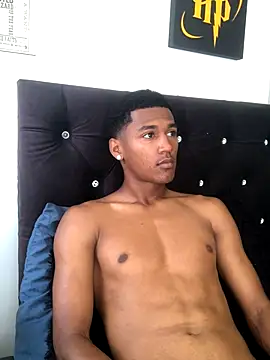 Snapshot of LexiAndDeker chatting on November 10, 2025, 6:18 pm LexiAndDeker online show from November 10, 2025, 6:18 pm