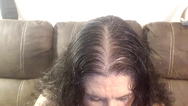 Dreaming Of Blue online show from November 2, 2025, 8:55 pm