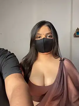 Snapshot of etihotyy chatting on November 6, 2025, 6:36 am etihotyy online show from November 6, 2025, 6:36 am