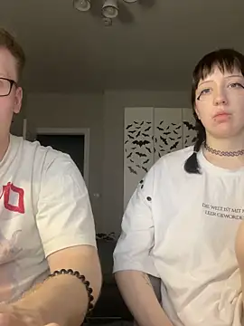 JayMollyy online show from June 2, 2026, 6:10 pm