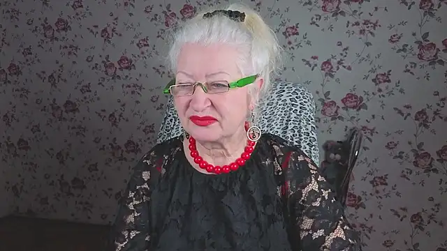 Maya Mayflower online show from January 11, 2026, 3:11 am