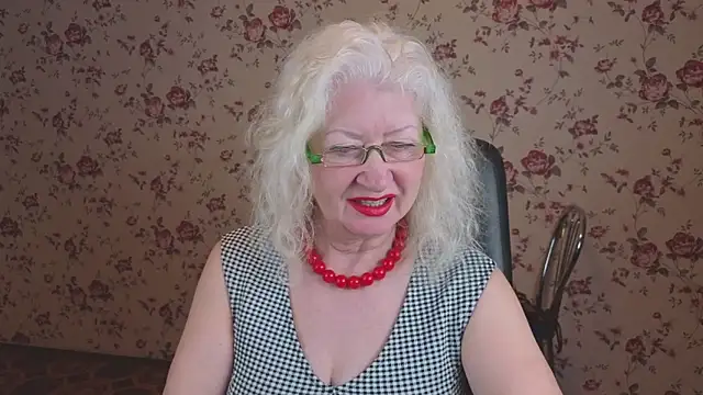 Maya Mayflower online show from January 19, 2026, 2:59 am