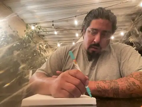 Sexy diamomd one online show from November 14, 2025, 8:13 am