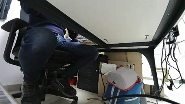 GM51-1988 online show from December 17, 2025, 5:08 pm