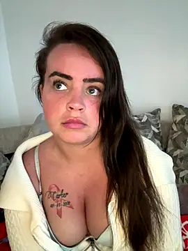 Snapshot of Sophie_23XX chatting on October 13, 2025, 2:50 pm Sophie 23XX online show from October 13, 2025, 2:50 pm