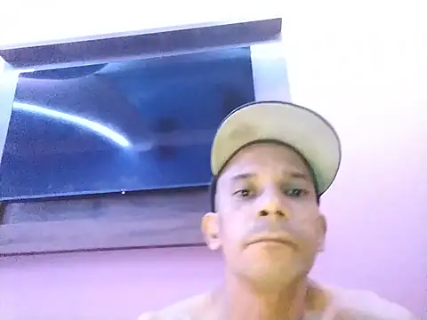 karlossan24 online show from August 2, 2026, 3:54 pm