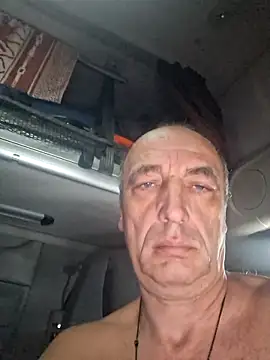 aleksis1313 online show from November 2, 2025, 9:33 am