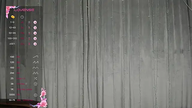 Snapshot of EvaTheHeart chatting on December 14, 2025, 2:17 am EvaTheHeart online show from December 14, 2025, 2:17 am