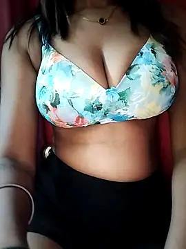 Snapshot of SX-ANGEL chatting on September 13, 2025, 5:13 pm SX-ANGEL online show from September 13, 2025, 5:13 pm