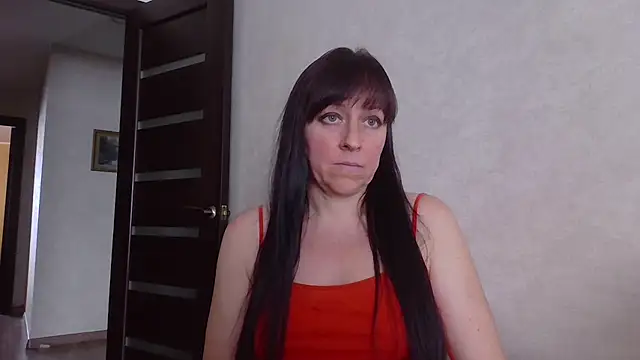 Snapshot of CarolinaReaperRed chatting on February 6, 2026, 10:29 am CarolinaReaperRed online show from February 6, 2026, 10:29 am