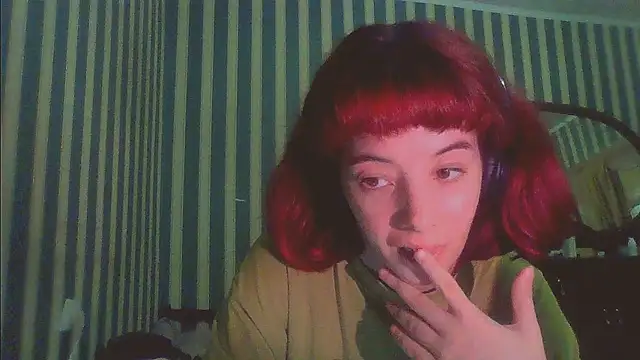  Amber Doll  online show from October 13, 2025, 7:36 pm