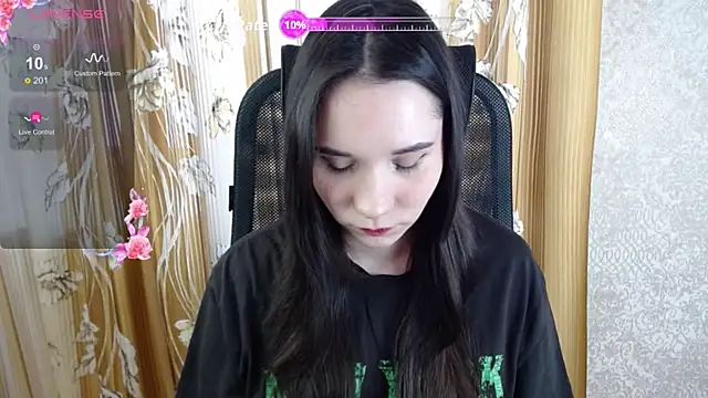 KateForLove online show from October 16, 2025, 11:11 am