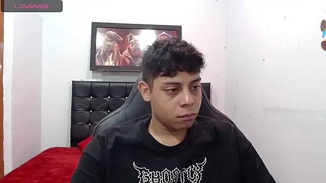 Snapshot of Alejandroo_22 chatting on March 10, 2025, 12:15 pm Alejandroo 22 online show from March 10, 2025, 12:15 pm