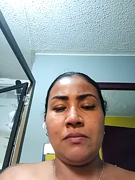 Ariana Rodriguez online show from January 14, 2026, 12:33 pm