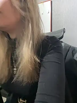 Isabella Varella online show from January 14, 2026, 1:06 pm