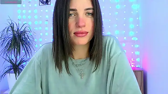 neferutt online show from November 23, 2025, 2:50 pm