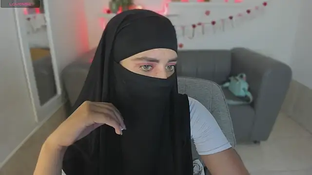 Snapshot of salma_arabicc chatting on September 25, 2025, 4:16 am salma arabicc online show from September 25, 2025, 4:16 am