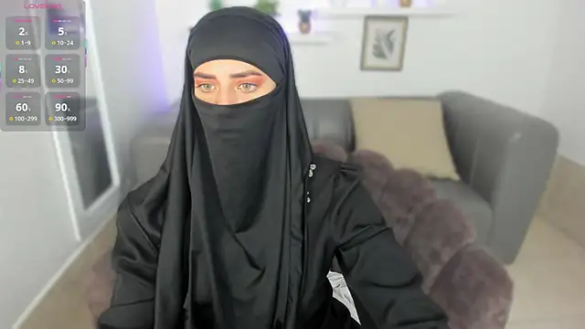 Snapshot of salma_arabicc chatting on April 24, 2026, 5:54 am salma arabicc online show from April 24, 2026, 5:54 am