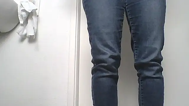 Valentinette online show from March 10, 2026, 1:16 pm