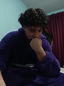 DocPepino online show from November 5, 2025, 4:23 am