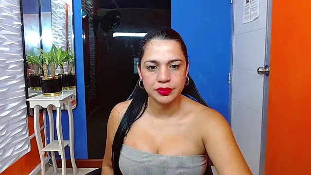 tatiana lc online show from March 11, 2025, 3:37 am