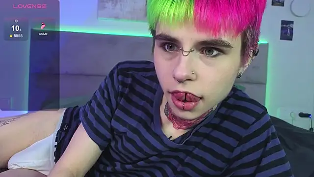 Alex Vallley online show from October 30, 2025, 11:05 pm