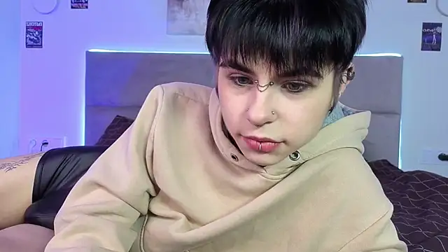 Alex Vallley online show from December 20, 2025, 11:01 pm