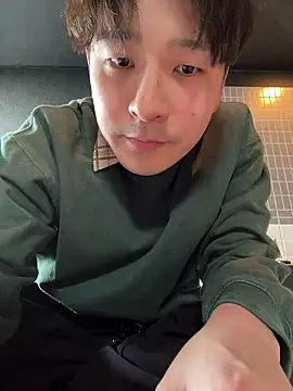 waka3232 online show from March 22, 2026, 2:15 am