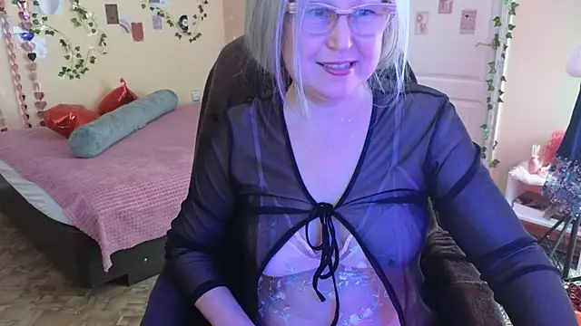 Wane Witch online show from March 27, 2026, 6:29 pm