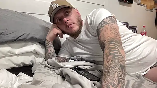 Thegreatwhitepipe online show from November 6, 2025, 12:17 pm