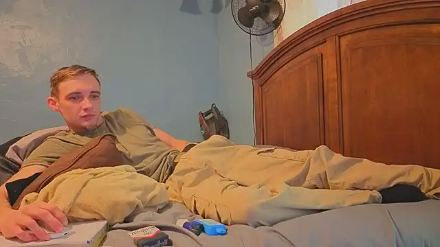 Ilovepussy1911 online show from March 31, 2026, 5:02 pm