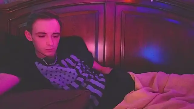 Ilovepussy1911 online show from April 10, 2026, 6:18 am